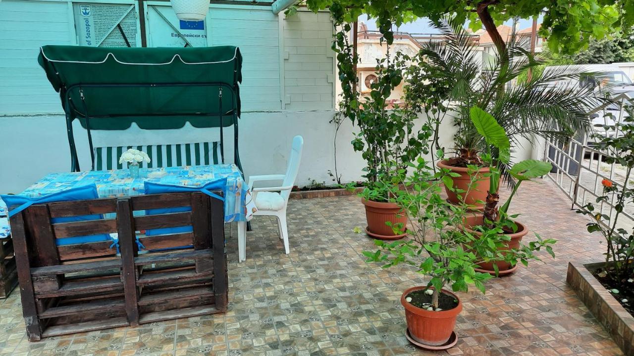 فندق سوزوبولفي  بيت ضيافة زورا المظهر الخارجي الصورة