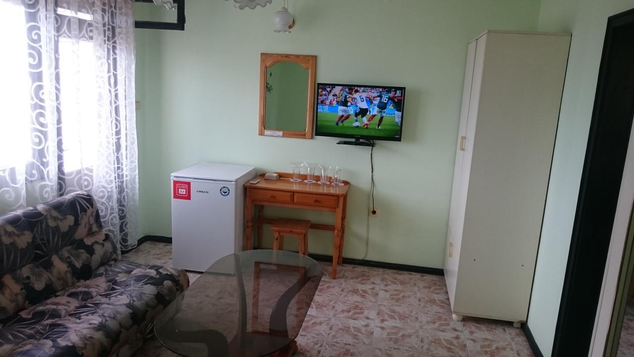 فندق سوزوبولفي  بيت ضيافة زورا المظهر الخارجي الصورة